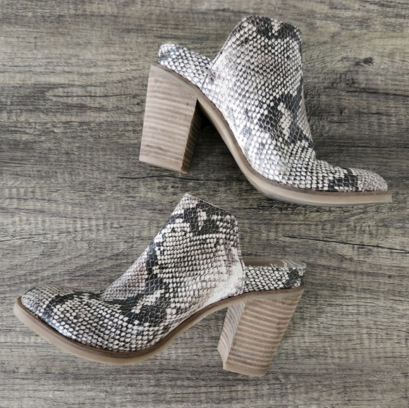 Anthropologie Shoes - Anthropologie Dolce Vita Selene Snakeskin Slip On Heeled Mules